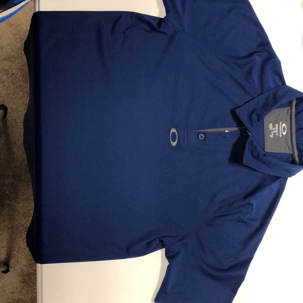 Oakley golf shirt